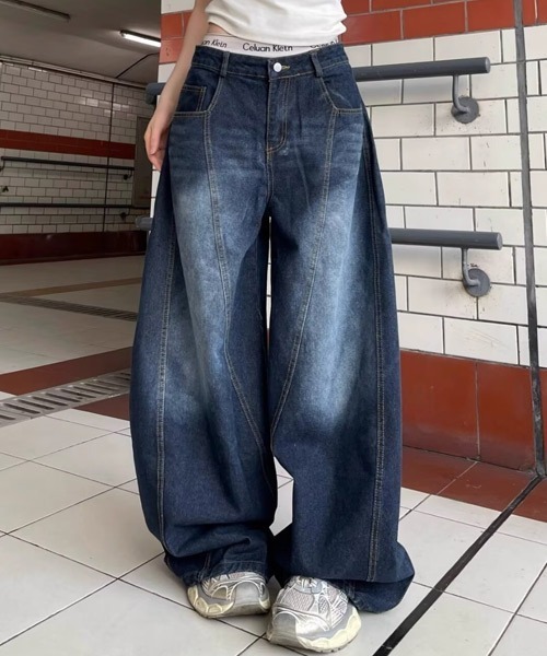 Ressaca(レサーカ)の「バック刺繍ロゴワイドデニムパンツ(デニムパンツ・メンズ・ブルー・S/L/M)」の4枚目の写真