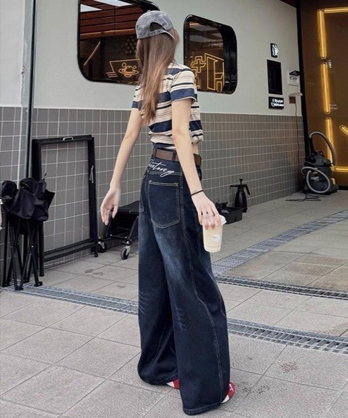 Ressaca(レサーカ)の「バック刺繍ロゴワイドデニムパンツ(デニムパンツ・メンズ・ブルー・S/L/M)」の16枚目の写真