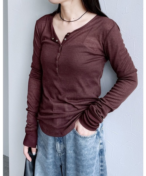 reca(レカ)の「シアーテレコヘンリーネックトップス(Tシャツ/カットソー・レディース・トップグレー/ブラック/アイボリー/ボルドー・FREE)」の4枚目の写真