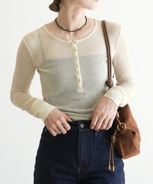 reca(レカ)の「シアーテレコヘンリーネックトップス(Tシャツ/カットソー・レディース・トップグレー/ブラック/アイボリー/ボルドー・FREE)」の22枚目の写真