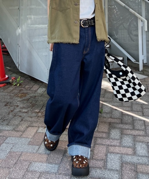 RODEO CROWNS WIDE BOWL（ロデオクラウンズワイドボウル）の「ワイド ルーズデニム（デニムパンツ・レディース・ライトブルー/ブルー/ワンウォッシュ・MEDIUM/SMALL）」の21枚目の写真