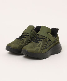 MAD FOOT（マッドフット）の「MADFOOT! マッドフット 【サッと履ける】キッズ 耐水スニーカー 【幅広3E/軽量/耐水/すぐスポ】（スニーカー）」