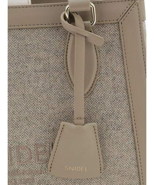 SNIDEL（スナイデル）の「ロゴバッグ（ハンドバッグ・レディース・ピンクベージュ/ブラウン・F）」の7枚目の写真