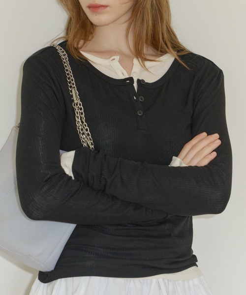 GIUNON(ジウノン)の「rib sheer button tops / リブシアーボタントップス(Tシャツ/カットソー・レディース・アイボリー/ブルー/オリーブ/ブラック・FREE)」の15枚目の写真