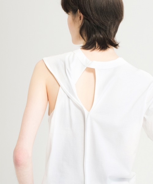 soduk（スドーク）の「twisted t-shirt（Tシャツ/カットソー・レディース・ブラック/ホワイト/ブルー・ONE SIZE）」の5枚目の写真