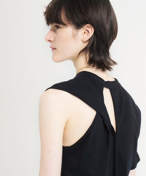 soduk（スドーク）の「twisted t-shirt（Tシャツ/カットソー・レディース・ブラック/ホワイト/ブルー・ONE SIZE）」の18枚目の写真