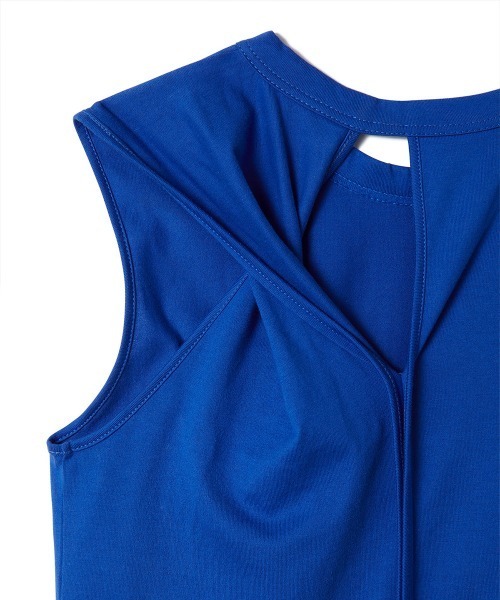 soduk（スドーク）の「twisted t-shirt（Tシャツ/カットソー・レディース・ブラック/ホワイト/ブルー・ONE SIZE）」の9枚目の写真