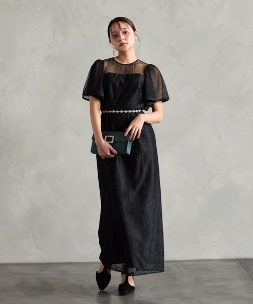 AIMER（エメ）の「ボリュームフレアスリーブフラワーレースロングタイトパーティードレス　結婚式　お呼ばれ　ドレス　20代 30代 40代（ドレス・レディース・グレイッシュブルー/ブラック/スモーキーグリーン系/ブラウン/オールドローズ系・SMALL/MEDIUM/LARGE）」の21枚目の写真