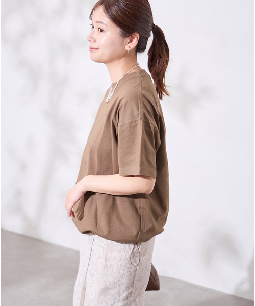 JOURNAL STANDARD（ジャーナルスタンダード）の「《追加7》シャーリングＴシャツ（Tシャツ/カットソー・レディース・ホワイト/ブラウン系その他/ブラック・FREE）」の5枚目の写真