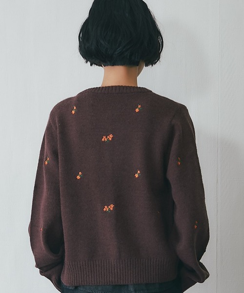 ANOTHER S（アナザーエス）の「花柄刺繍カーディガン（カーディガン/ボレロ・レディース・ブラック/チャコールグレー/ネイビー/ブラウン・FREE）」の12枚目の写真