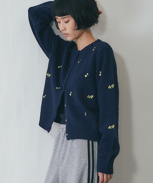 専用 ネイビー花柄ロングスリーブと青カーディガンセット 楽天市場】