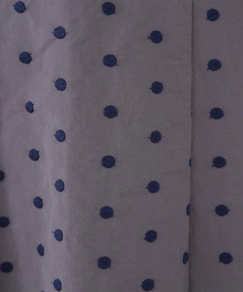 NATURAL BEAUTY BASIC(ナチュラルビューティーベーシック)の「◇【BLANC】ドット刺繍タフタワンピース(ワンピース・レディース・ベージュ系その他/グレー系その他・MEDIUM/P/S)」の22枚目の写真