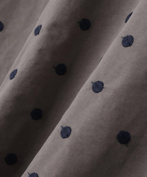 NATURAL BEAUTY BASIC(ナチュラルビューティーベーシック)の「◇【BLANC】ドット刺繍タフタワンピース(ワンピース・レディース・ベージュ系その他/グレー系その他・MEDIUM/P/S)」の20枚目の写真