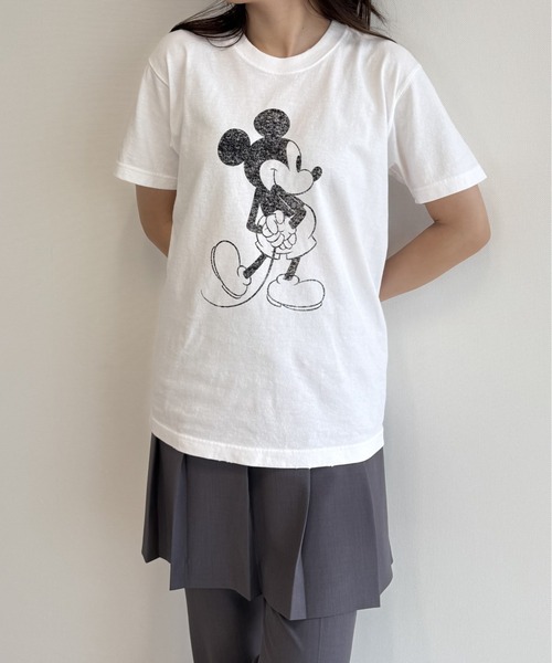 LOVELESS(ラブレス)の「【ミッキーマウス / LOVELESS限定】プリントTシャツ(バックスタイル)(Tシャツ/カットソー・レディース・ブラック/ホワイト・S)」の6枚目の写真