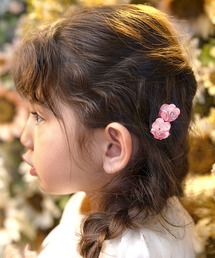 Rora（ローラ）の「ローズメル ヘアクリップ 2個セット（バレッタ/ヘアクリップ・キッズ）」
