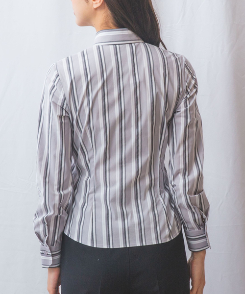 NARACAMICIE（ナラカミーチェ）の「【NARACAMICIE】ストレッチランダムストライプ長袖シャツ（シャツ/ブラウス・レディース・グレー/パープル・L/M）」の21枚目の写真