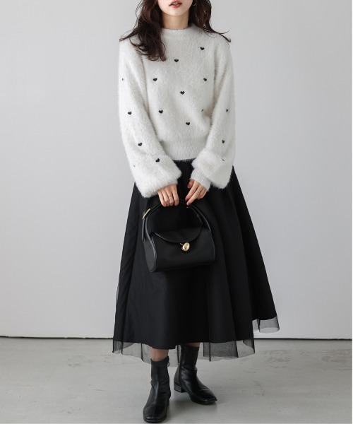 AMELY(エミリー)の「シャギーニットプルオーバー(ニット/セーター・レディース・ホワイト/ブラック/ベージュ・フリー)」の4枚目の写真