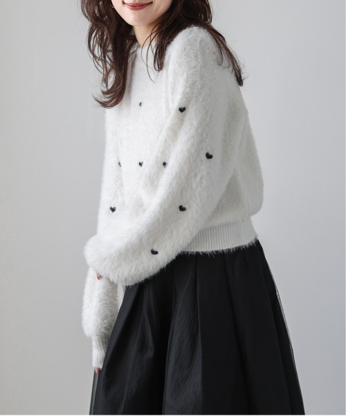 AMELY(エミリー)の「シャギーニットプルオーバー(ニット/セーター・レディース・ホワイト/ブラック/ベージュ・フリー)」の8枚目の写真