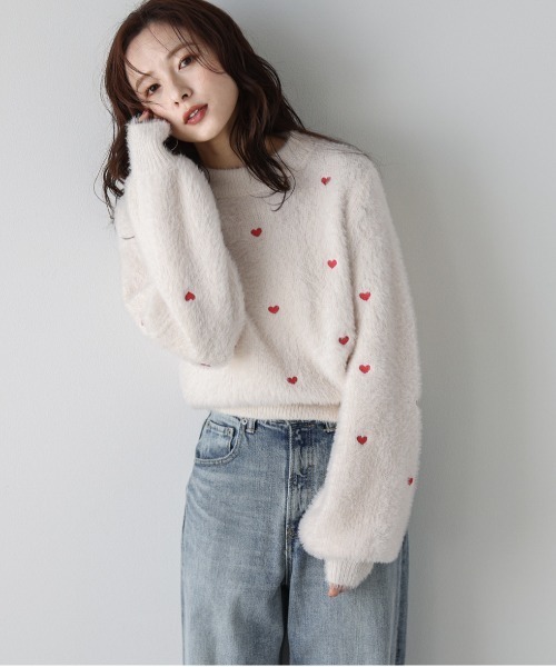 AMELY(エミリー)の「シャギーニットプルオーバー(ニット/セーター・レディース・ホワイト/ブラック/ベージュ・フリー)」の17枚目の写真