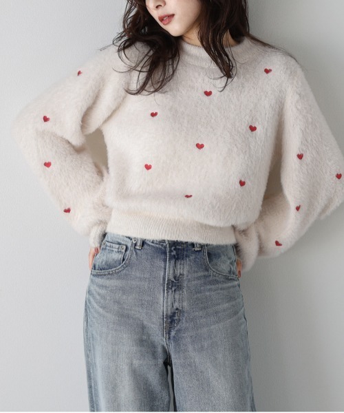 AMELY(エミリー)の「シャギーニットプルオーバー(ニット/セーター・レディース・ホワイト/ブラック/ベージュ・フリー)」の18枚目の写真