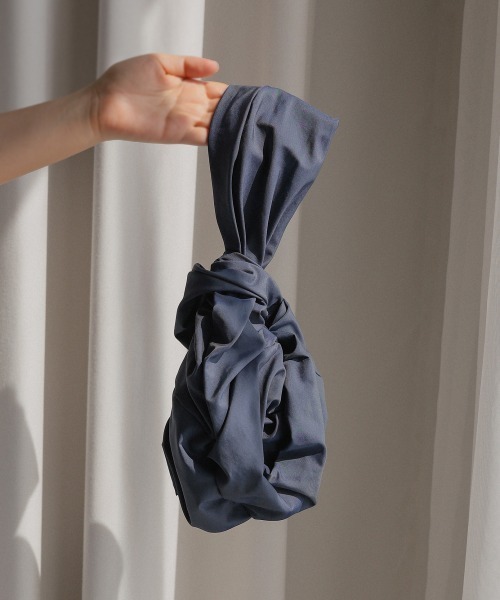 Callarus（カラルス）の「〔Callarus〕偏光タフタデザインバッグ（ハンドバッグ・レディース・ボルドー/マスタード/ネイビー・FREE）」の4枚目の写真