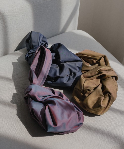 Callarus（カラルス）の「〔Callarus〕偏光タフタデザインバッグ（ハンドバッグ・レディース・ボルドー/マスタード/ネイビー・FREE）」の7枚目の写真