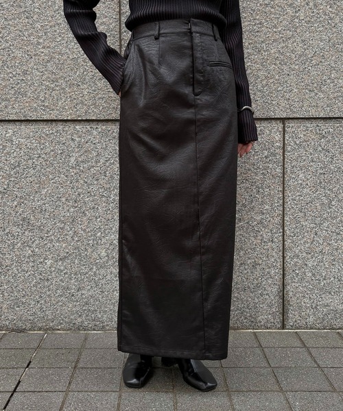 &g'aime(アンジェム)の「【&g'aime】レザーライクIラインスカート Leather-Look I-Line Skirt(スカート・レディース・アイボリー/ブラック/ブラウン・FREE)」の3枚目の写真