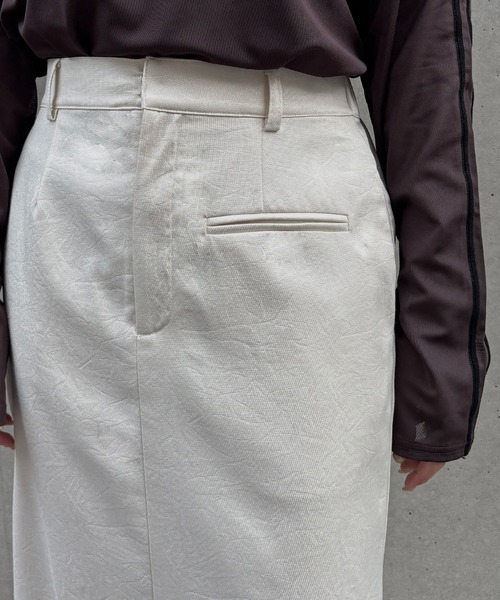 &g'aime(アンジェム)の「【&g'aime】レザーライクIラインスカート Leather-Look I-Line Skirt(スカート・レディース・アイボリー/ブラック/ブラウン・FREE)」の6枚目の写真