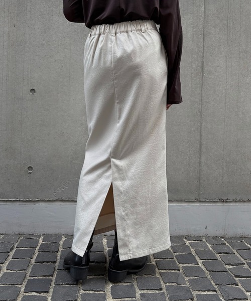 &g'aime(アンジェム)の「【&g'aime】レザーライクIラインスカート Leather-Look I-Line Skirt(スカート・レディース・アイボリー/ブラック/ブラウン・FREE)」の9枚目の写真