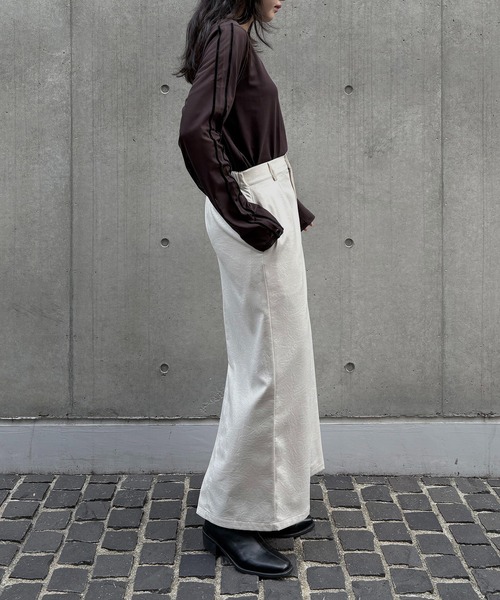 &g'aime(アンジェム)の「【&g'aime】レザーライクIラインスカート Leather-Look I-Line Skirt(スカート・レディース・アイボリー/ブラック/ブラウン・FREE)」の13枚目の写真