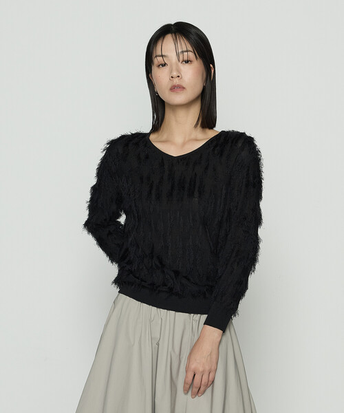 K.T KIYOKO TAKASE(キヨコタカセ)の「フリンジジャカード Vネックニット(ニット/セーター・レディース・ブラック/ベージュ・9号/11号)」の16枚目の写真