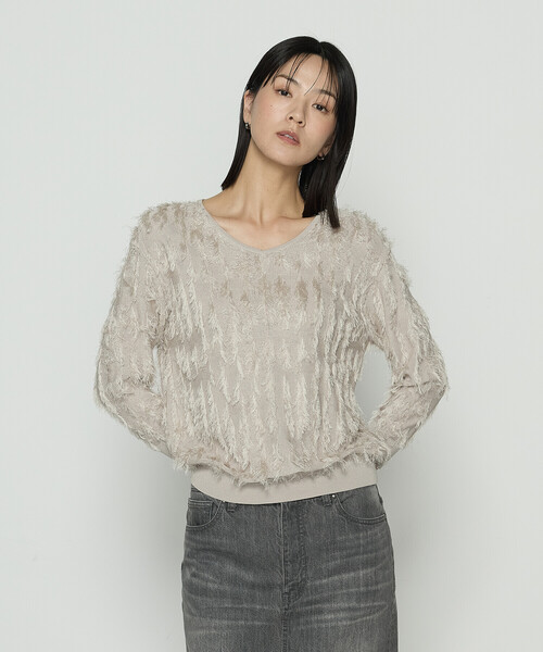 K.T KIYOKO TAKASE(キヨコタカセ)の「フリンジジャカード Vネックニット(ニット/セーター・レディース・ブラック/ベージュ・9号/11号)」の10枚目の写真