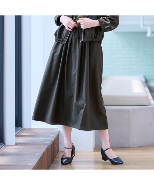 AOYAMA(アオヤマ)の「ボリュームフレアスカート(スカート・レディース・ブラック・M/S/L)」の4枚目の写真