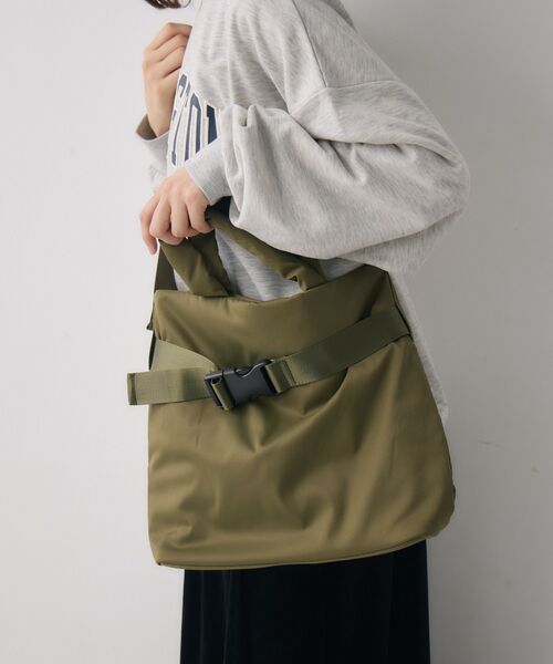 RETRO GIRL(レトロガール)の「撥水2WAYバッグ(ショルダーバッグ・レディース・ブラック/ライトグレー/グリーン・ONE SIZE)」の8枚目の写真