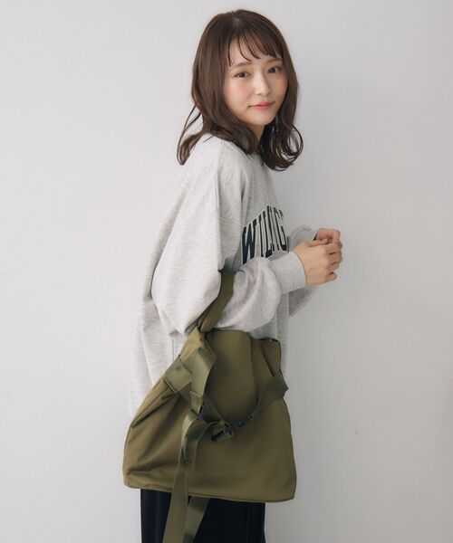 RETRO GIRL(レトロガール)の「撥水2WAYバッグ(ショルダーバッグ・レディース・ブラック/ライトグレー/グリーン・ONE SIZE)」の9枚目の写真