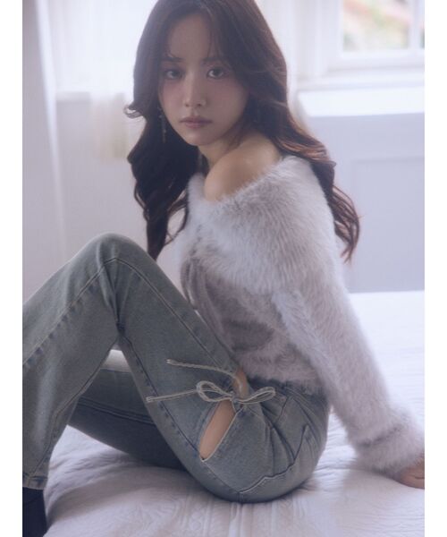 RESEXXY（リゼクシー）の「ストリングシャギーオフショルニットトップス（ニット/セーター・レディース・ホワイト/ピンク/ライトグレー・FREE）」の10枚目の写真