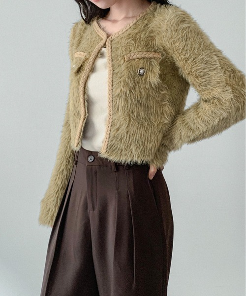 on:nue（オンニュ）の「【on:nue】[着用動画あり！] シャギーパールボタンニットジャケット（カーディガン/ボレロ・レディース・マスタード/ベージュ/グレー・FREE）」の8枚目の写真