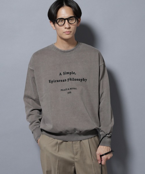 NANO universe(ナノユニバース)の「ヴィンテージライク エディトリアル デザインスウェット(スウェット・メンズ・チャコール/オフホワイト/ブラウン・L/M)」の4枚目の写真