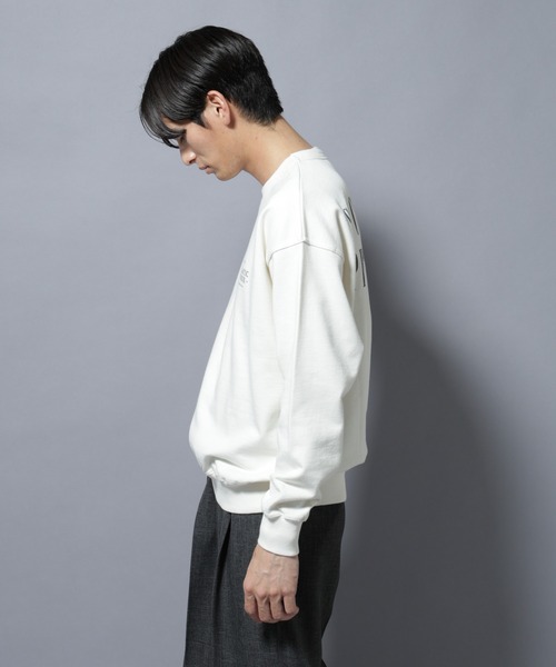 NANO universe(ナノユニバース)の「ヴィンテージライク エディトリアル デザインスウェット(スウェット・メンズ・チャコール/オフホワイト/ブラウン・L/M)」の13枚目の写真