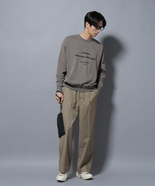 NANO universe(ナノユニバース)の「ヴィンテージライク エディトリアル デザインスウェット(スウェット・メンズ・チャコール/オフホワイト/ブラウン・L/M)」の9枚目の写真