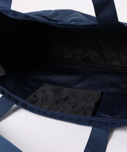 JANSPORT(ジャンスポーツ)の「【JANSPORT/ジャンスポーツ】DAILY TOTE 軽量 トートバッグ ジッパー開閉式 内側ポケット(トートバッグ・レディース・グレイッシュブルー/ネイビー/ブラック/スモークピンク・FREE)」の16枚目の写真