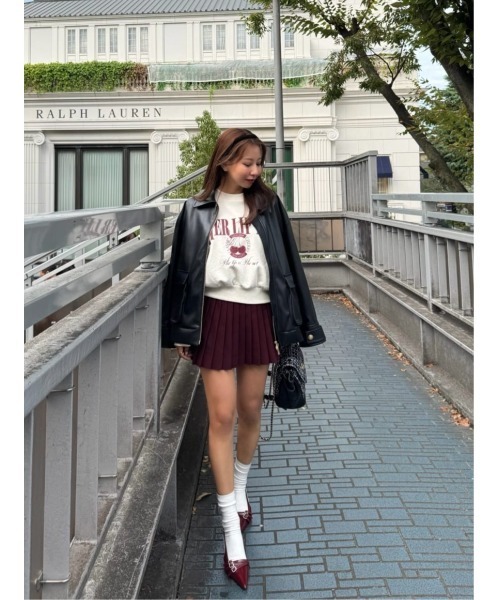 Her lip to（ハーリップトゥー）の「Classic Cherry Sweatshirt