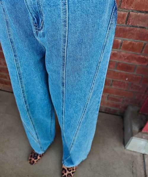 esutoreja（エストレジャ）の「パネルラインワイドデニム（デニムパンツ・レディース・ブルー/ブラック・S/M）」の16枚目の写真