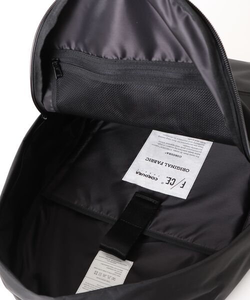 F/CE. (エフシーイー)の「F/CE./エフシーイー 420 re/cor UTILITY DAY PACK 17L(バックパック/リュック・メンズ・ブラック/グレー・FREE)」の4枚目の写真