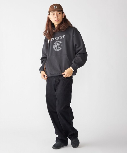SHIPS（シップス）の「SHIPS×TAKE IVY:『TAKE NVY』カレッジロゴ スウェット フーディ（パーカー・メンズ・ライトグレー/ネイビー・SMALL/MEDIUM/LARGE）」の21枚目の写真