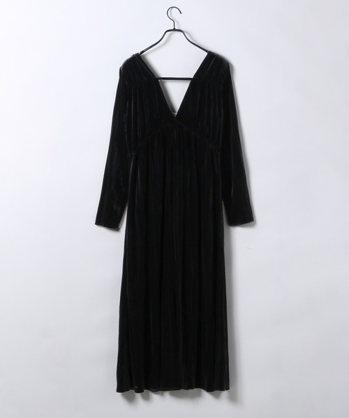 JEANASIS(ジーナシス)の「Vネックベロアワンピース/605906(ワンピース・レディース・ダークブラウン/ブラック・FREE)」の4枚目の写真
