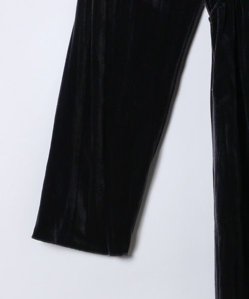 JEANASIS(ジーナシス)の「Vネックベロアワンピース/605906(ワンピース・レディース・ダークブラウン/ブラック・FREE)」の9枚目の写真