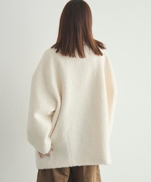 RETRO GIRL(レトロガール)の「【WEB限定】ループボアテーラードコート(チェスターコート・レディース・ブラック/チャコールグレー/ベージュ/ブラウン/アイボリー・FREE)」の8枚目の写真