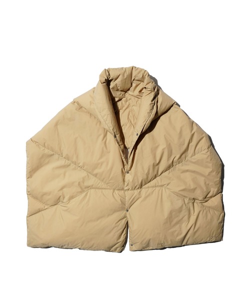 NANGA（ナンガ）の「NANGA / ナンガ DOWN PONCHO MUFFLER ダウンポンチョマフラー（マフラー・レディース・ベージュ/ブラック/アイボリー/カーキ・FREE）」の16枚目の写真