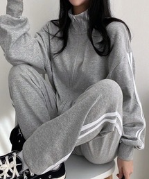 lulufa（ルルファ）の「サイドラインZIPパーカー パンツ スウェットジャージ セットアップ 上下セット /韓国ストリート（ジャージ）」